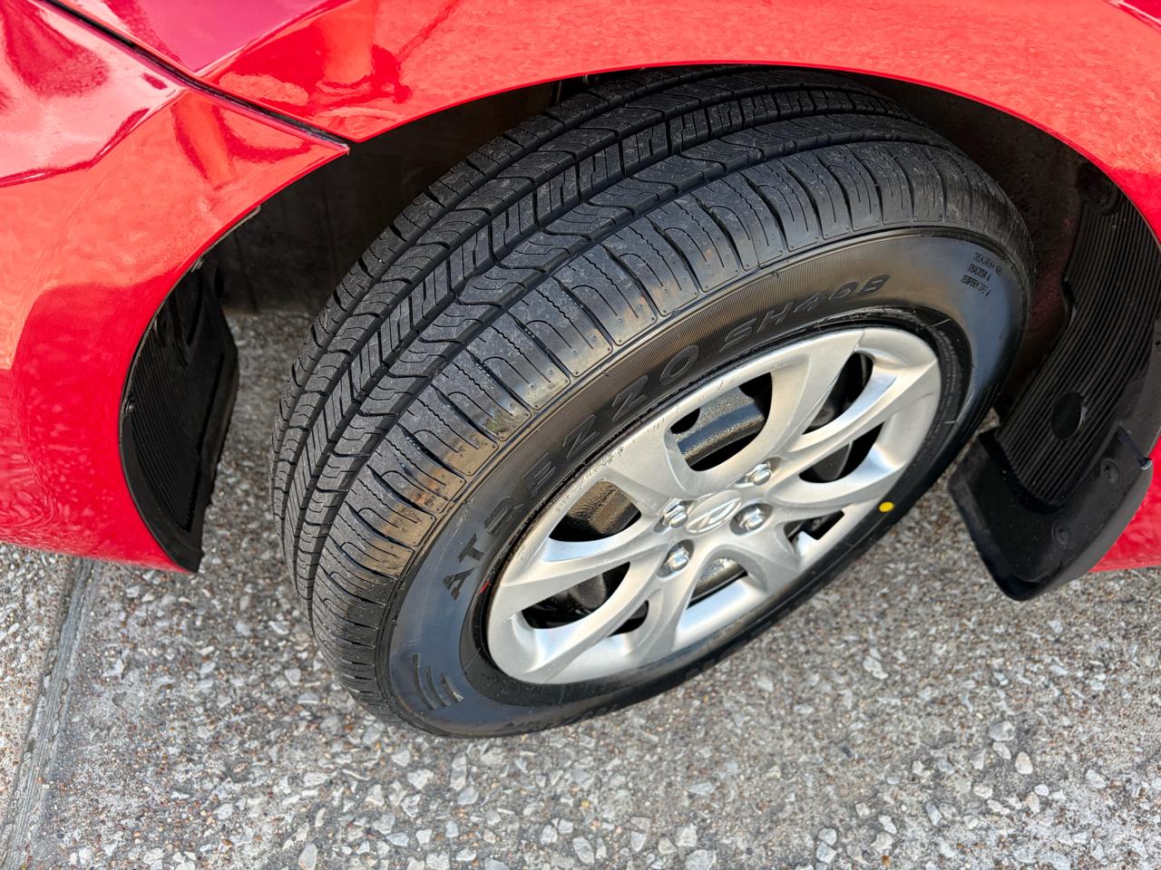 Hyundai Accent 5dr HB Auto GS 2014