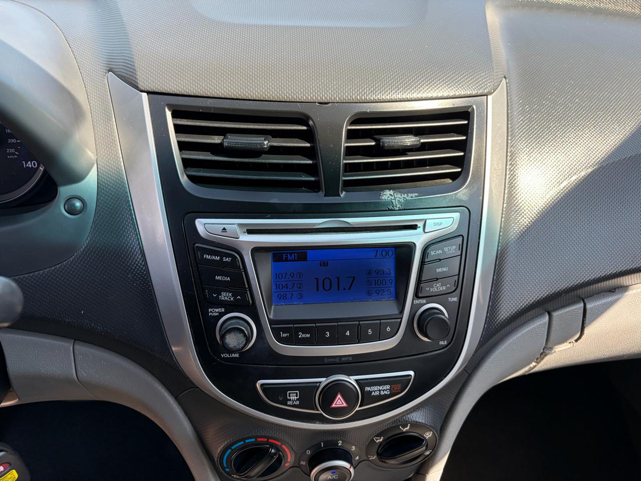 Hyundai Accent 5dr HB Auto GS 2014