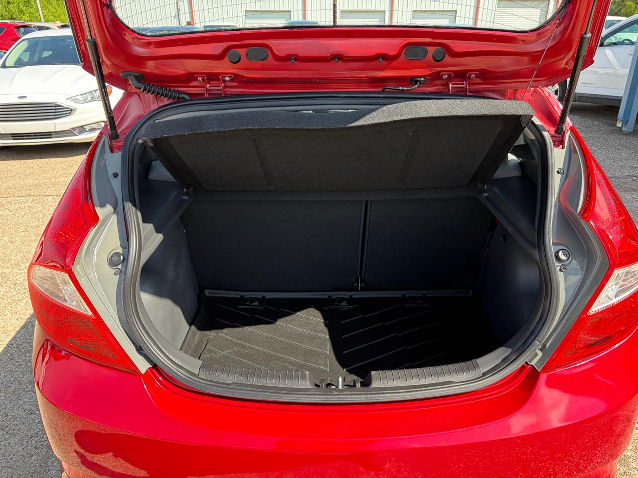Hyundai Accent 5dr HB Auto GS 2014