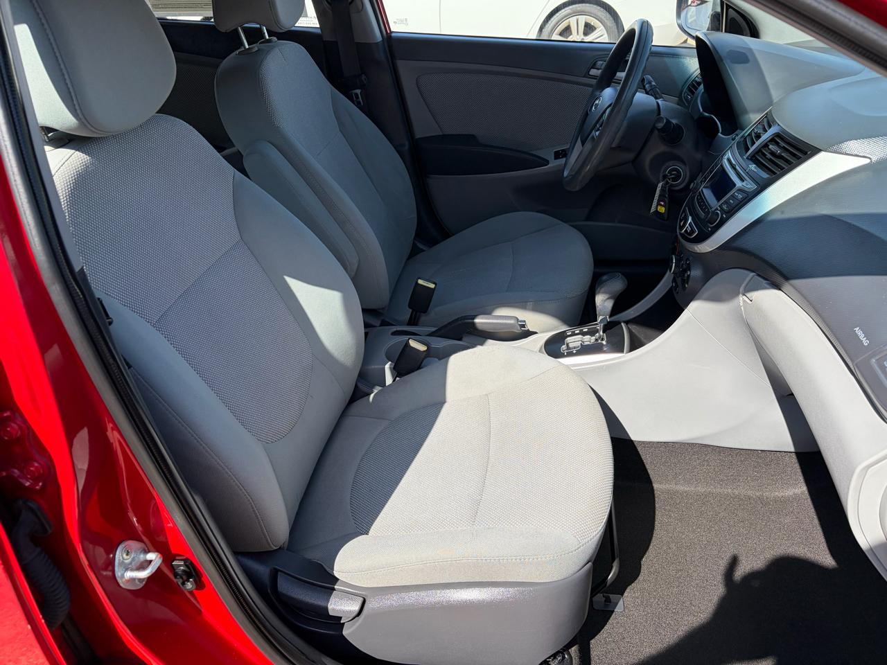 Hyundai Accent 5dr HB Auto GS 2014