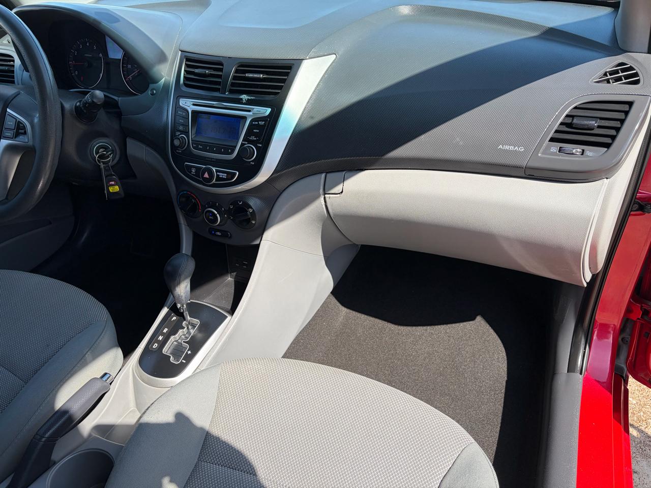 Hyundai Accent 5dr HB Auto GS 2014