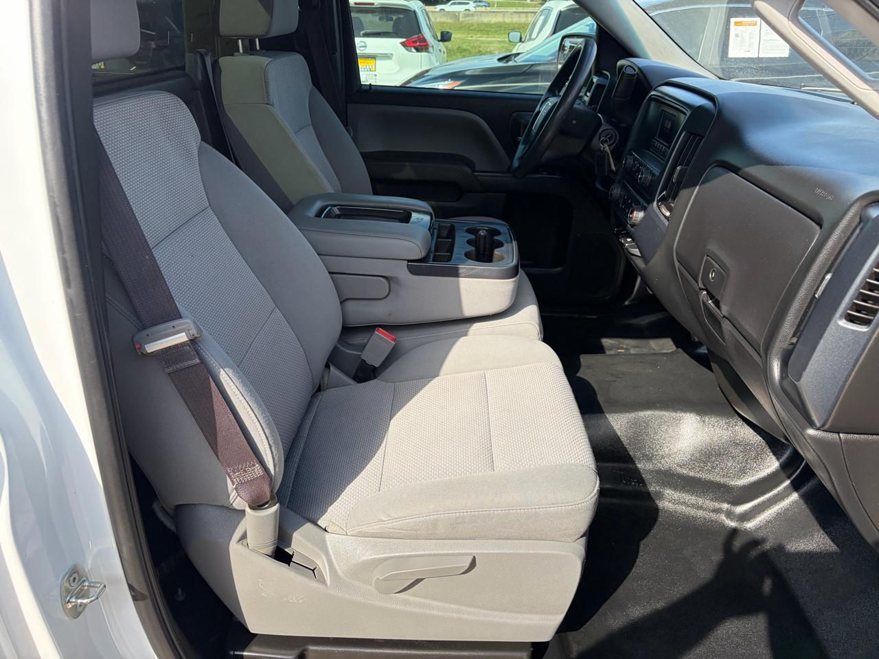 GMC Sierra 1500 2WD Reg Cab 133.0" 2017