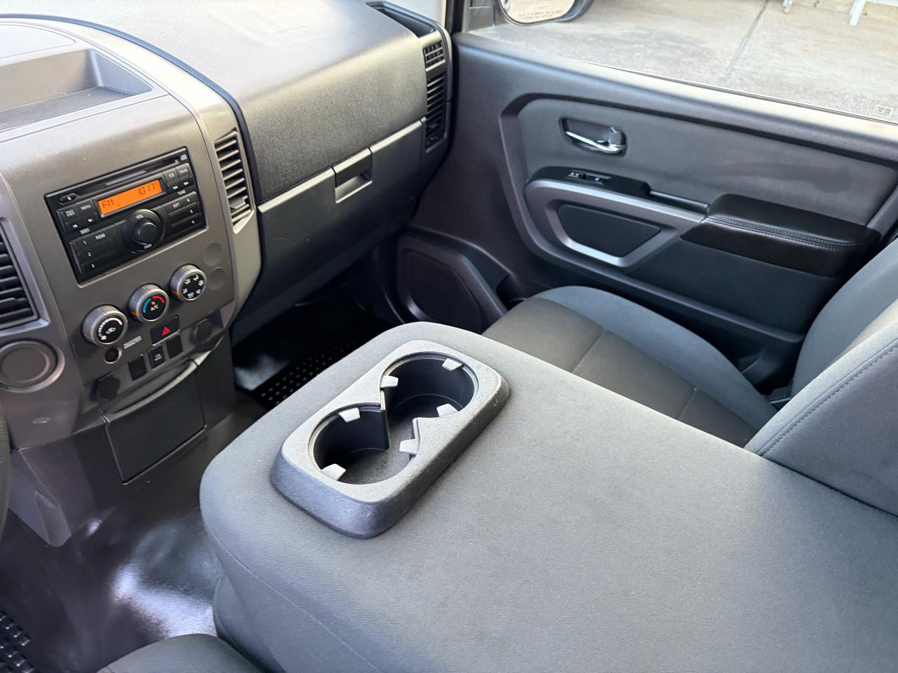 Nissan Titan 2WD King Cab SWB S 2015