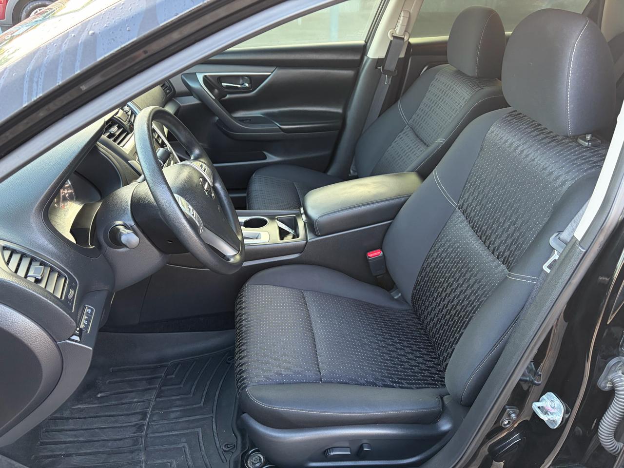 Nissan Altima 2.5 S Sedan 2017