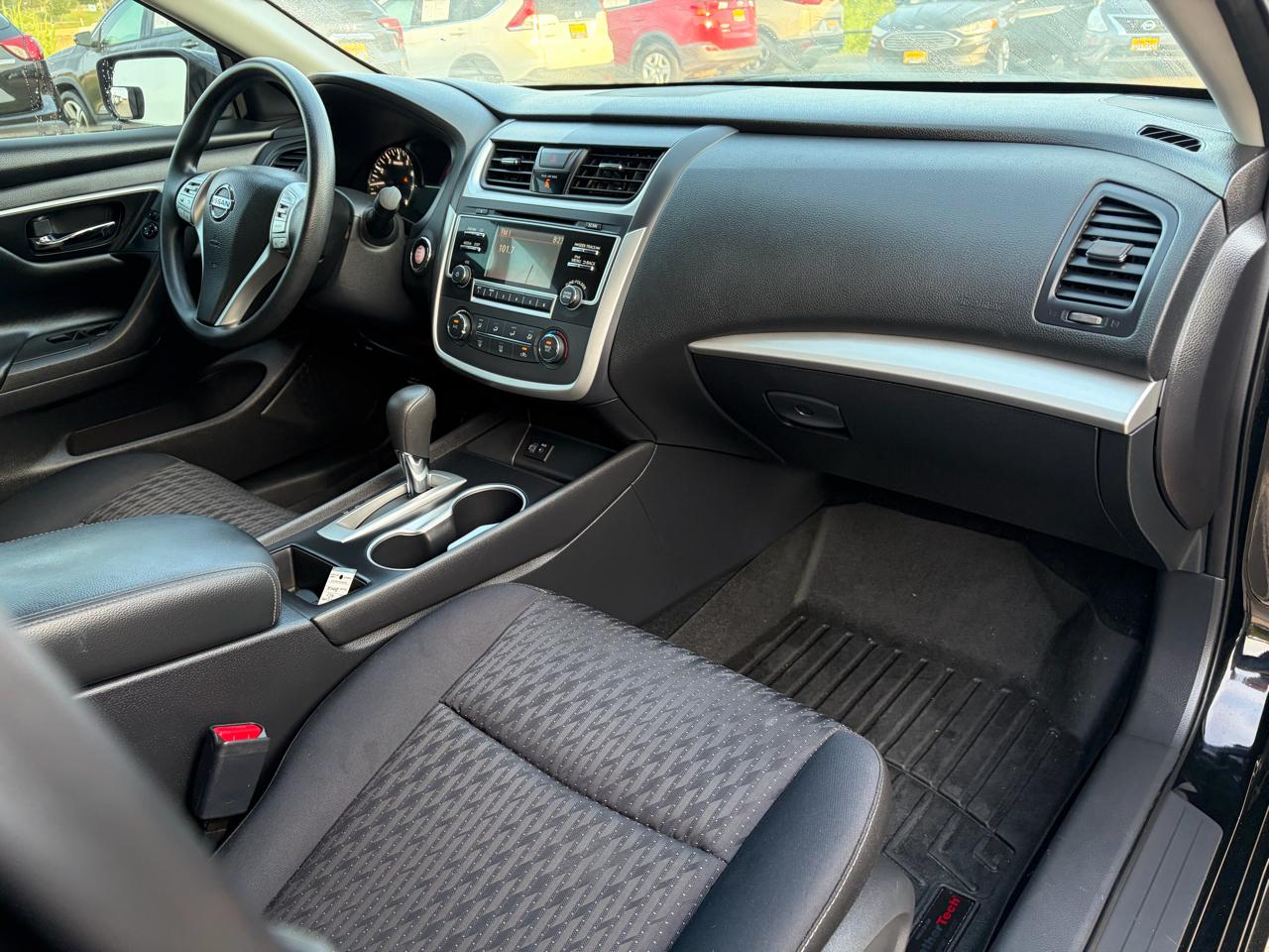 Nissan Altima 2.5 S Sedan 2017