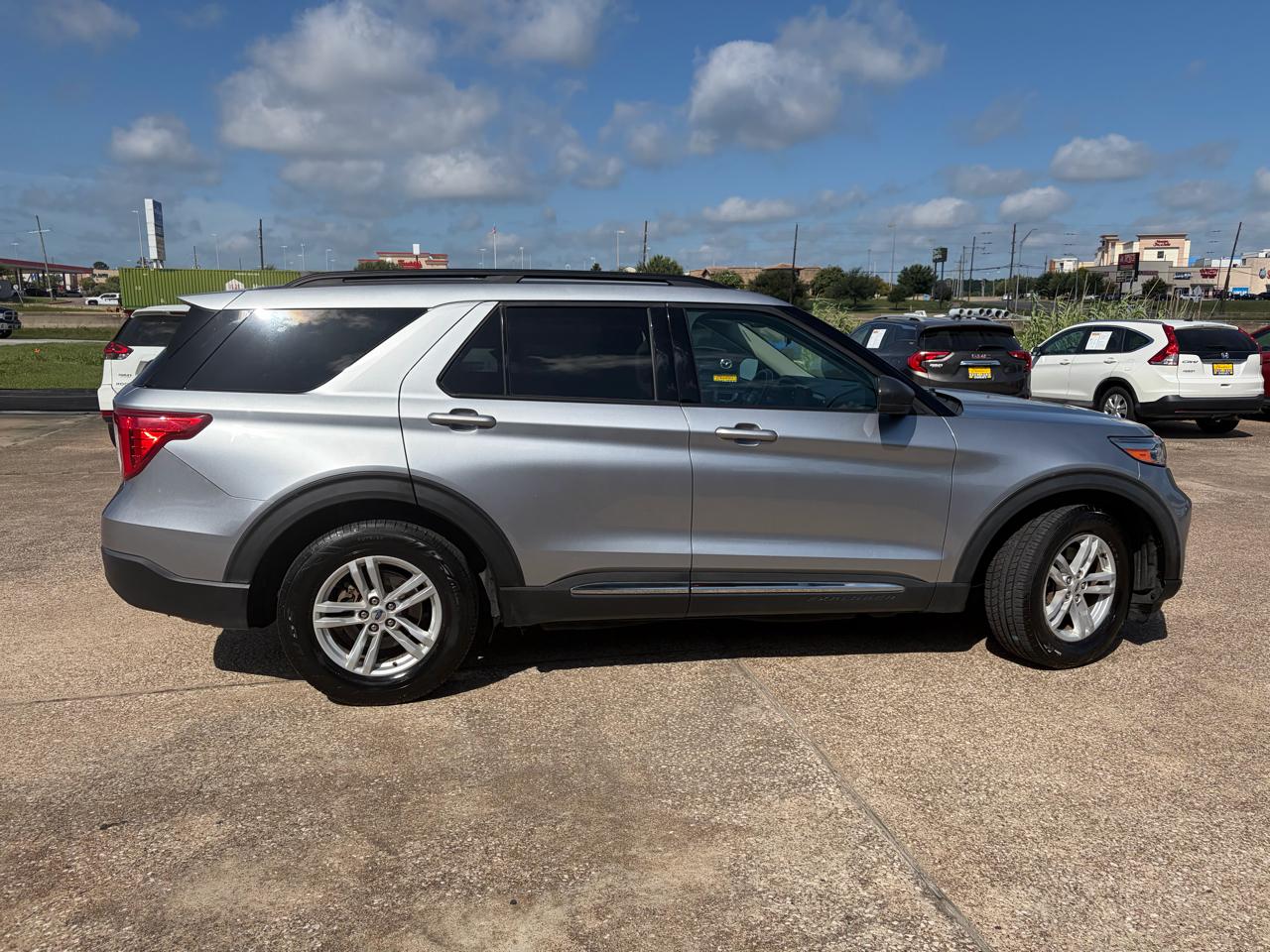 Ford Explorer XLT RWD 2022