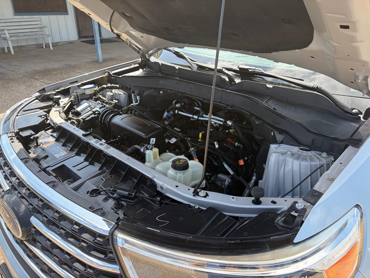 Ford Explorer XLT RWD 2022