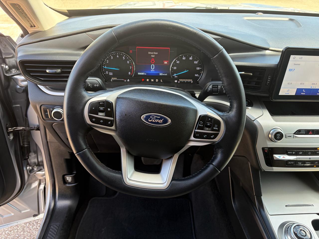 Ford Explorer XLT RWD 2022
