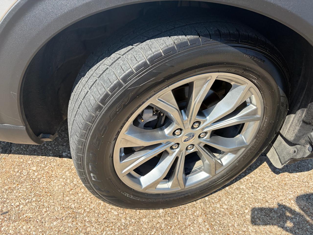 Ford Explorer XLT RWD 2020