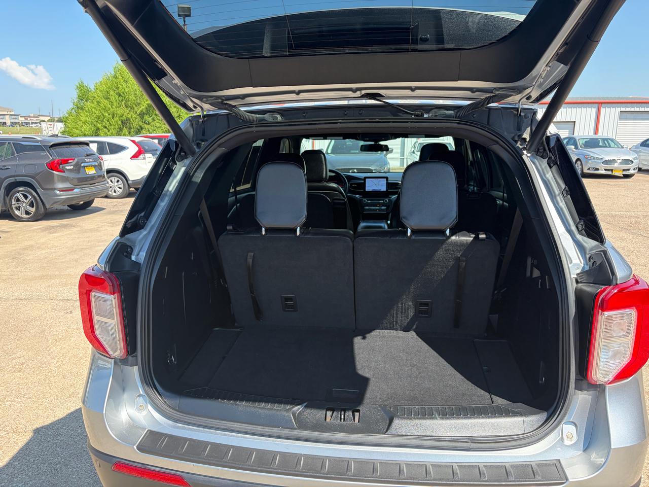 Ford Explorer XLT RWD 2020
