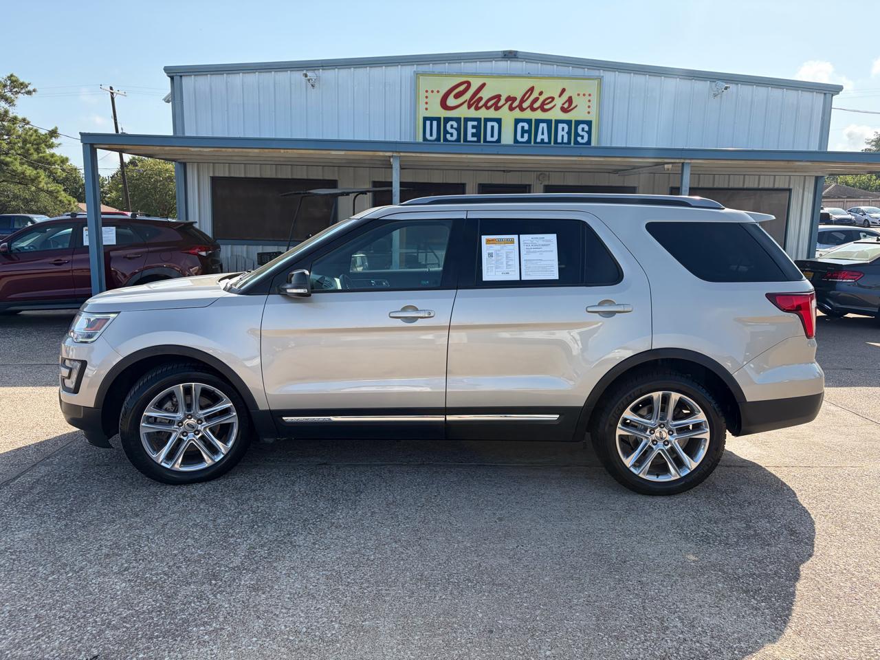 Ford Explorer XLT FWD 2017