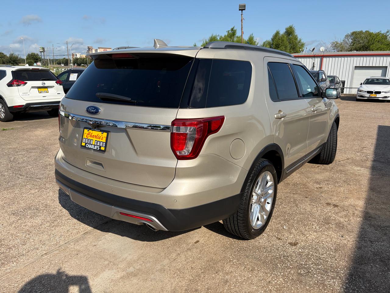 Ford Explorer XLT FWD 2017