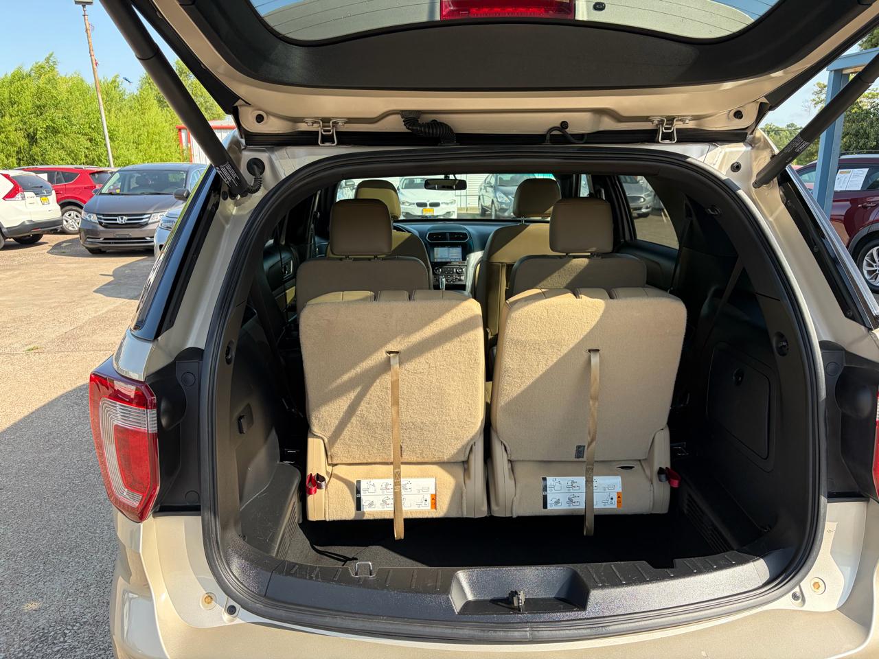 Ford Explorer XLT FWD 2017