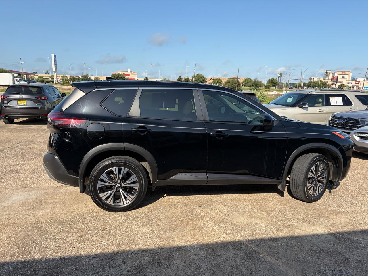 Nissan Rogue FWD SV 2023