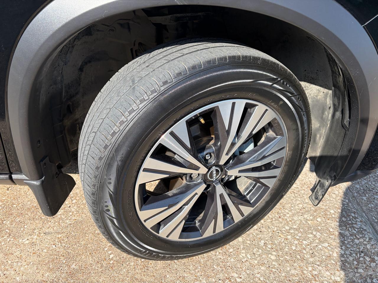 Nissan Rogue FWD SV 2023