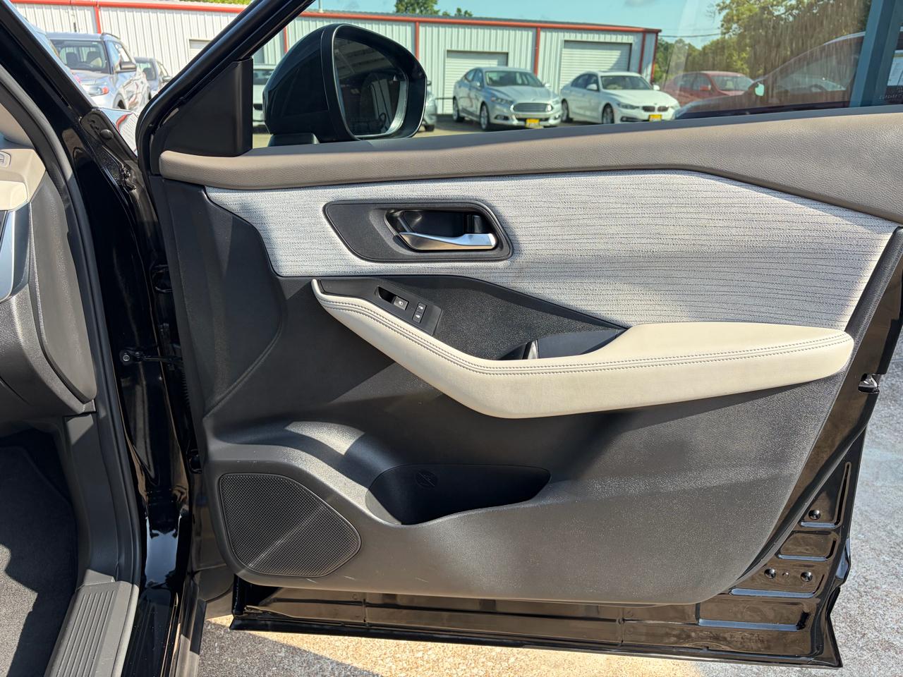 Nissan Rogue FWD SV 2023