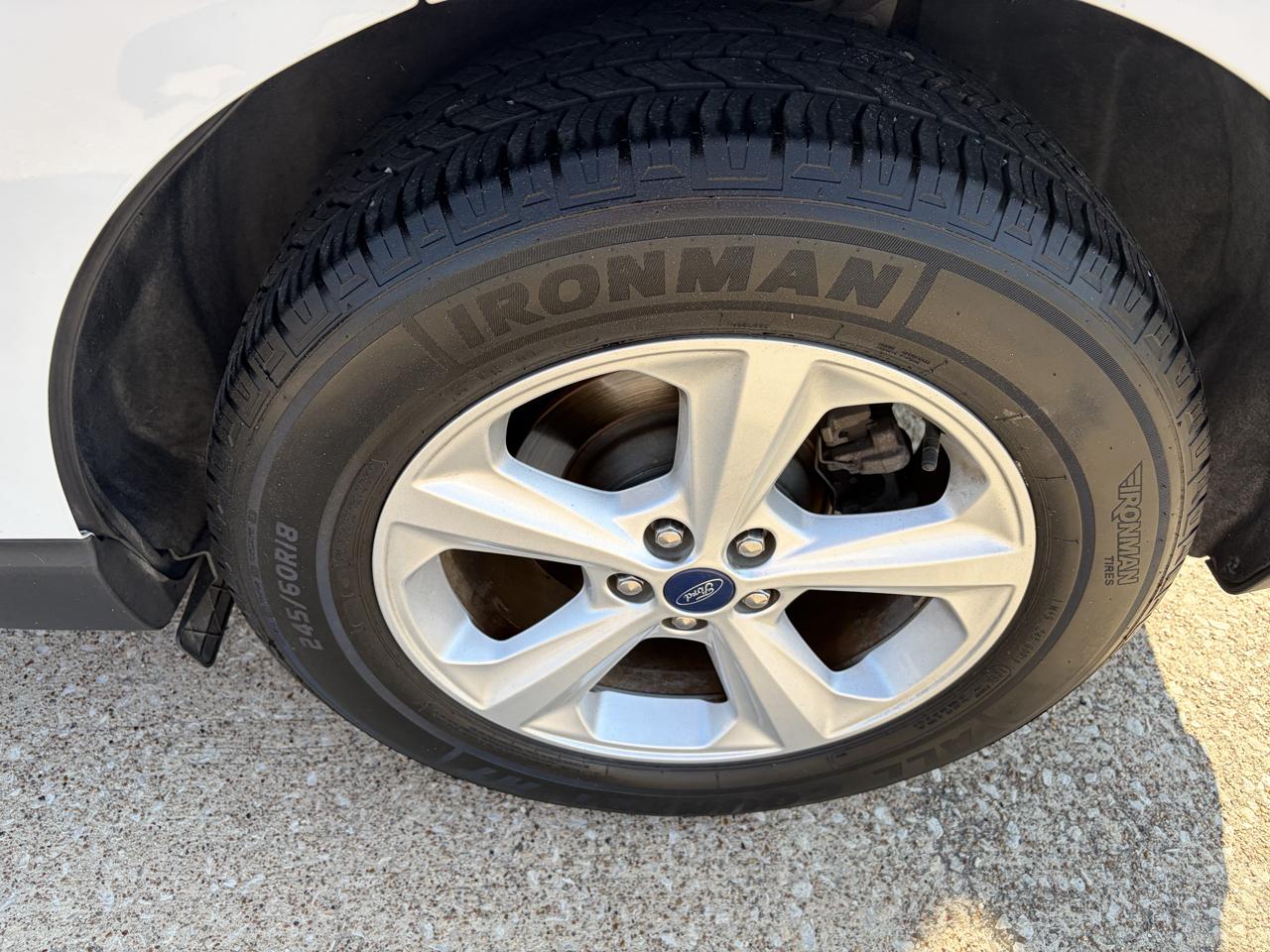 Ford Edge SE FWD 2019