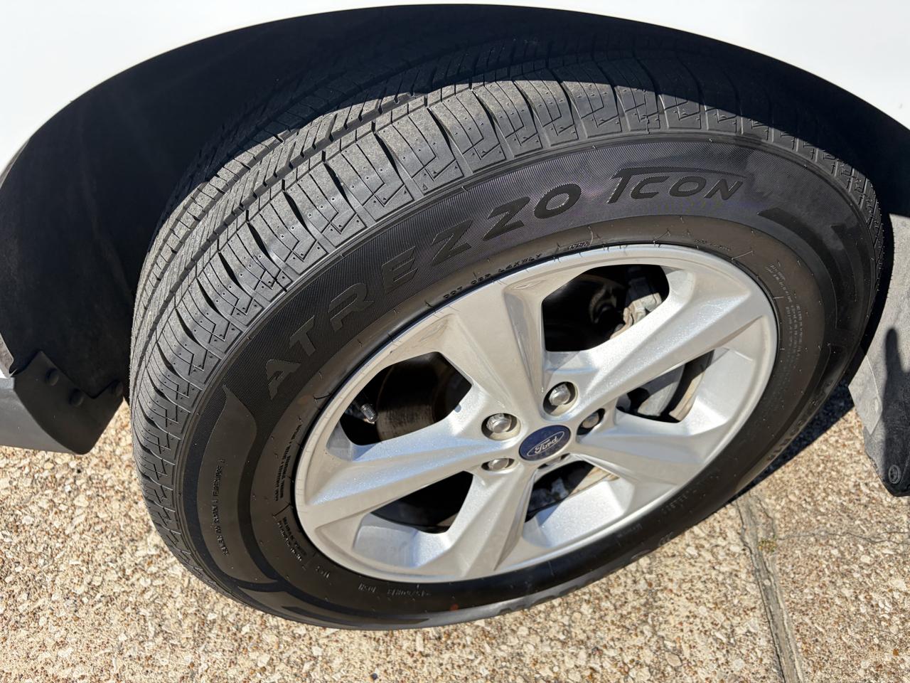 Ford Edge SE FWD 2019