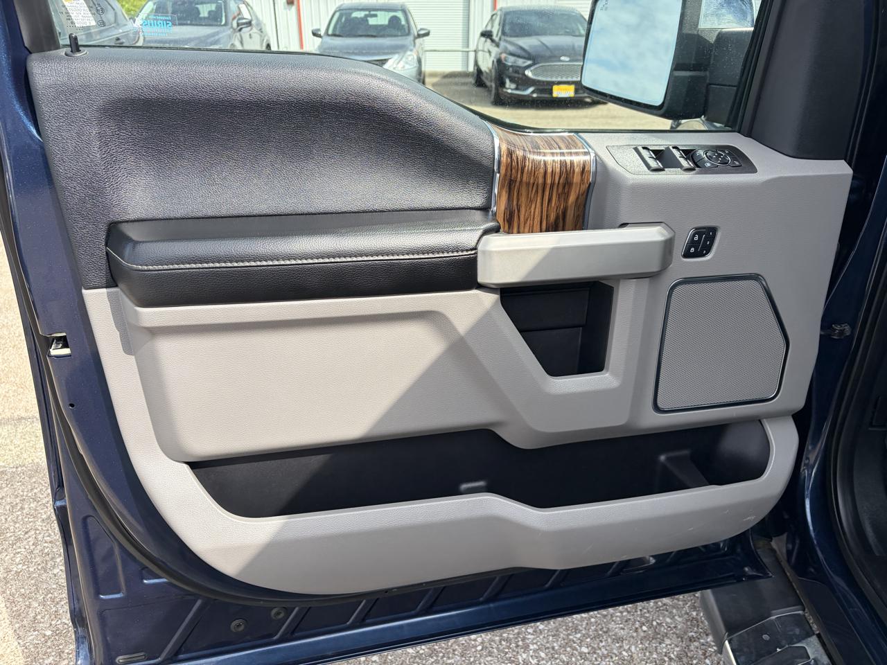 Ford F-150 Lariat 4WD SuperCrew 5.5' Box 2018
