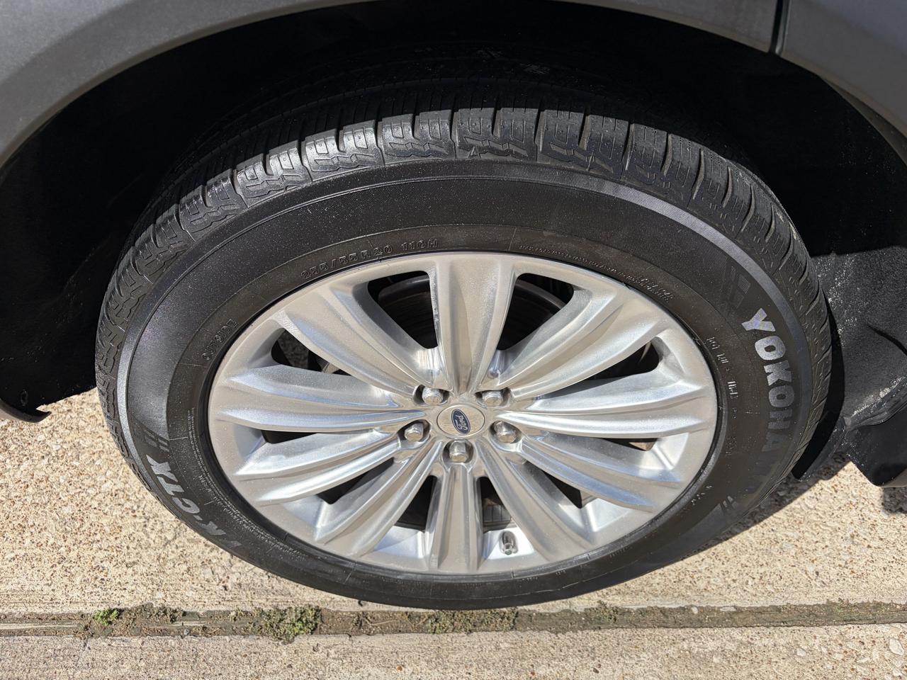 Ford Explorer Limited 4WD 2020