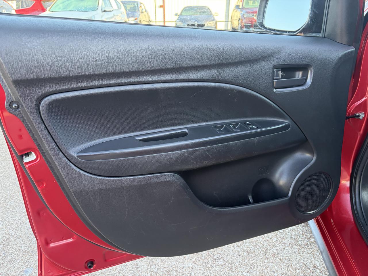 Mitsubishi Mirage G4 ES 2021