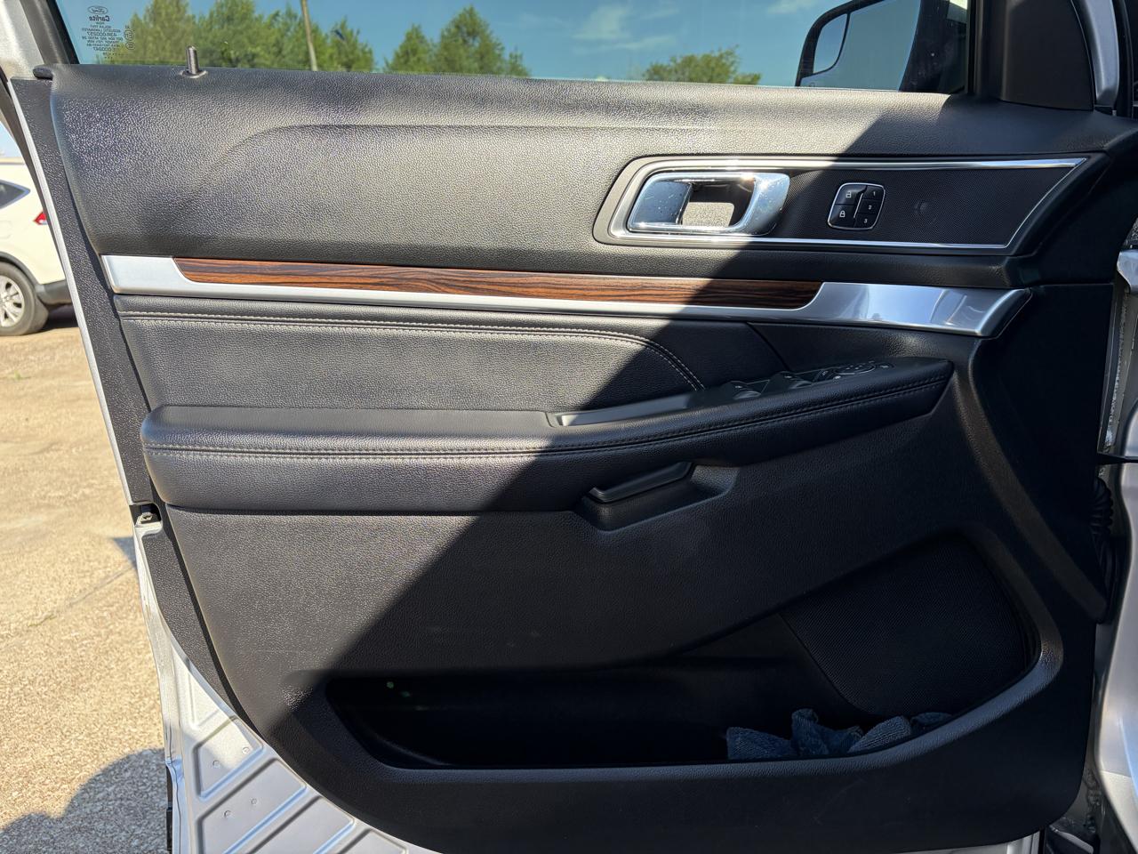 Ford Explorer Limited FWD 2018