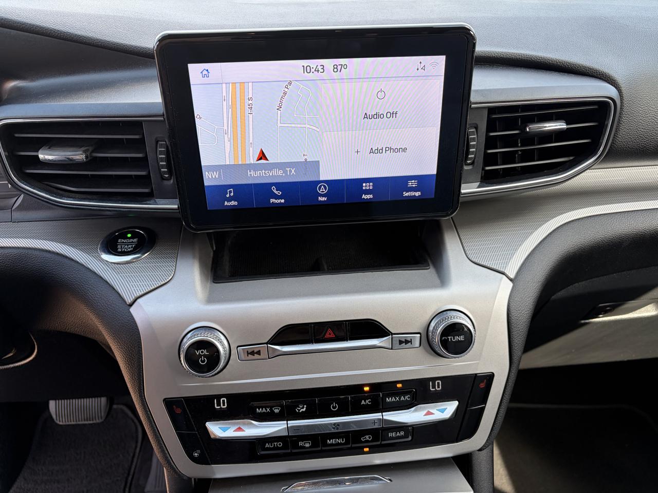 Ford Explorer photo 18