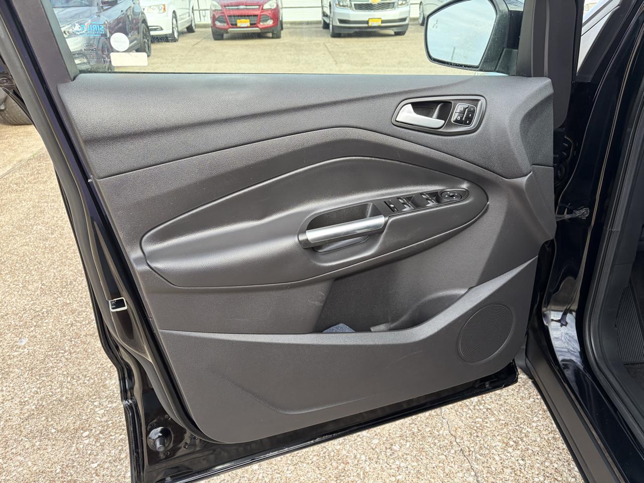 Ford Escape Titanium FWD 2017