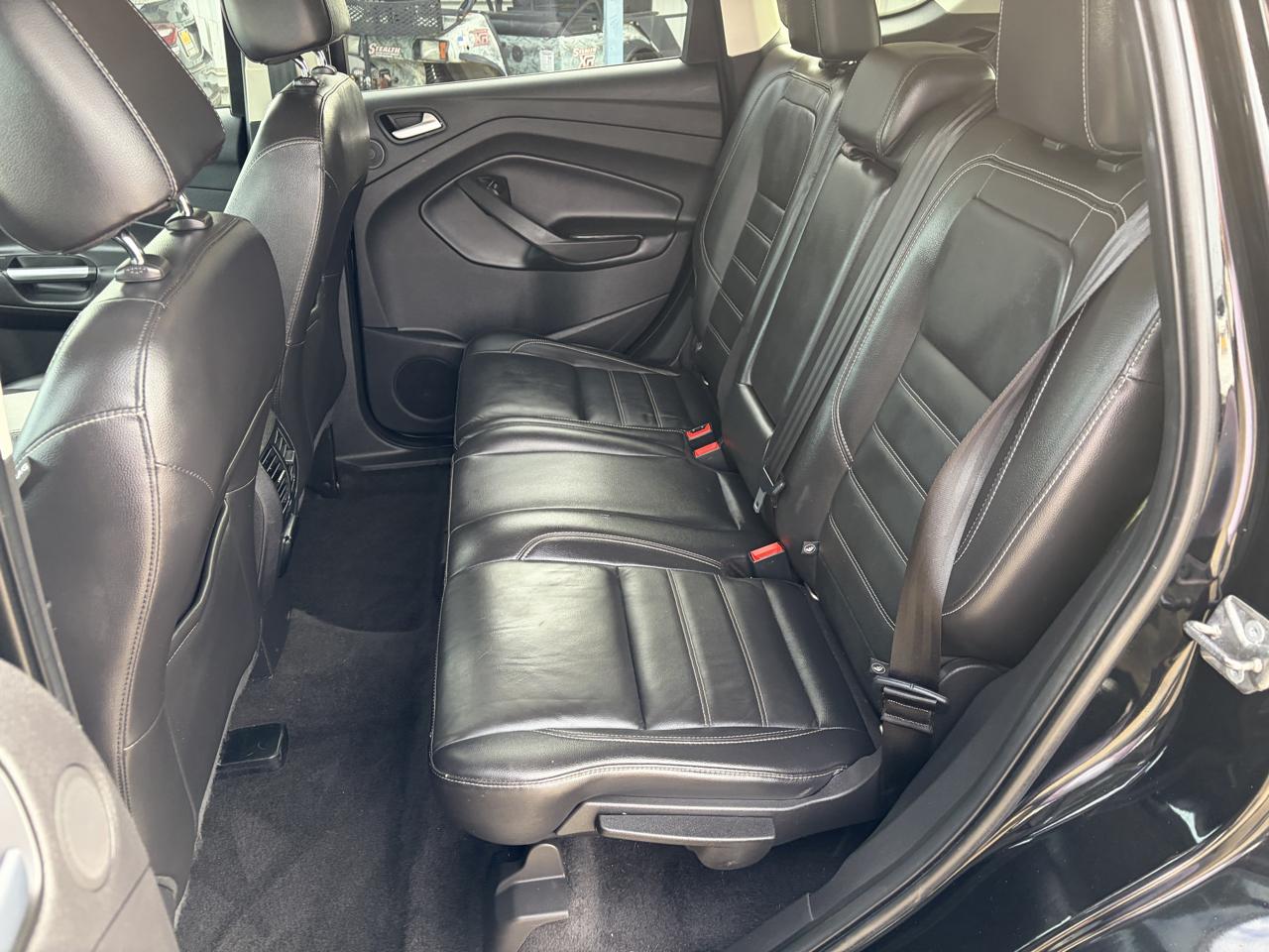 Ford Escape Titanium FWD 2017