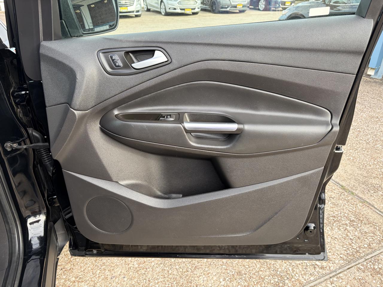 Ford Escape Titanium FWD 2017