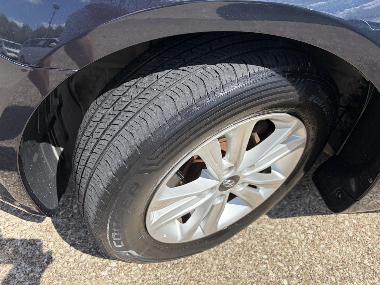 Hyundai Sonata photo 9