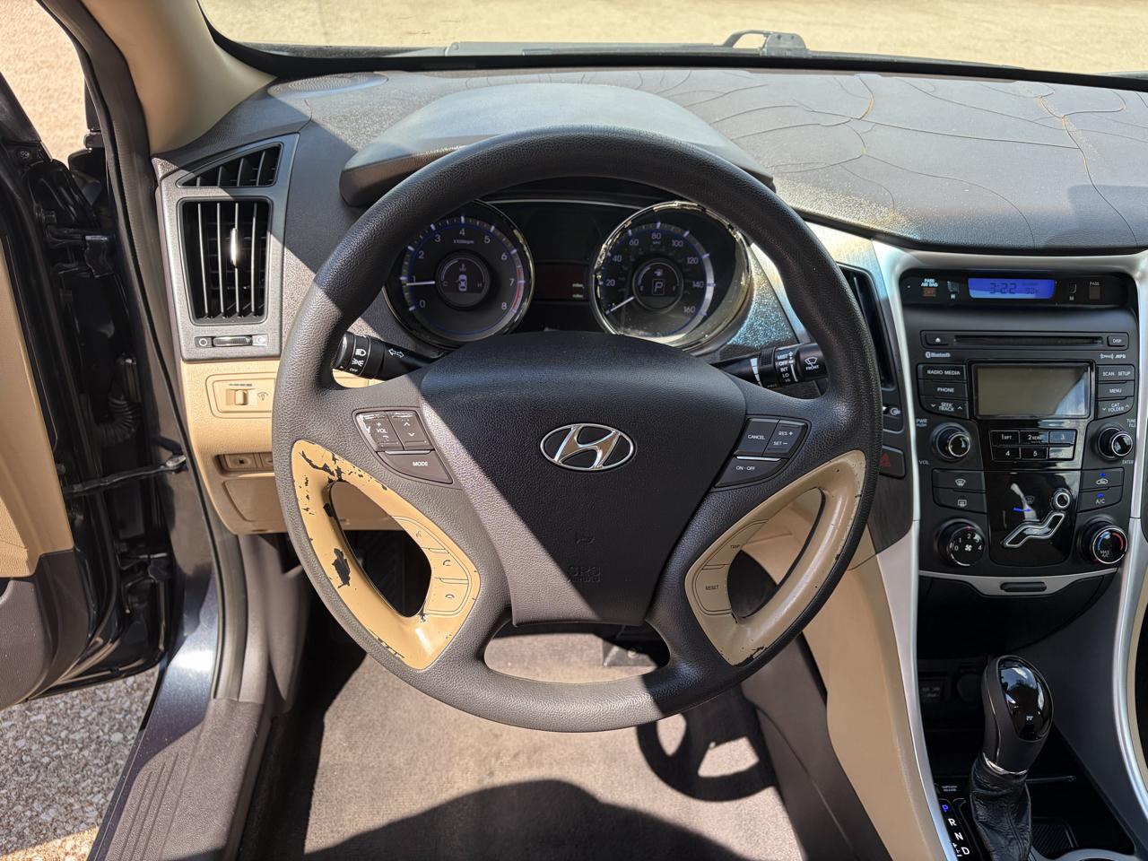 Hyundai Sonata photo 17