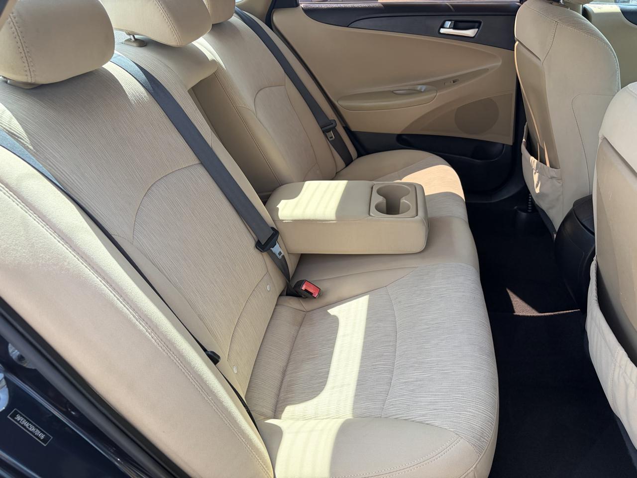 Hyundai Sonata photo 21