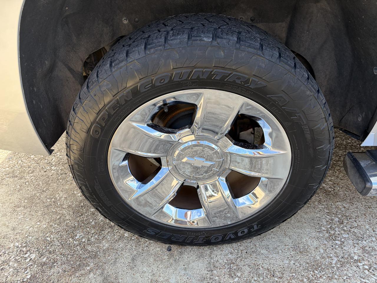 Chevrolet Tahoe photo 11