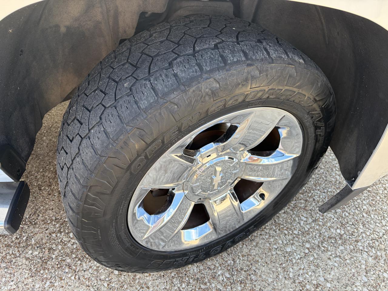 Chevrolet Tahoe photo 12