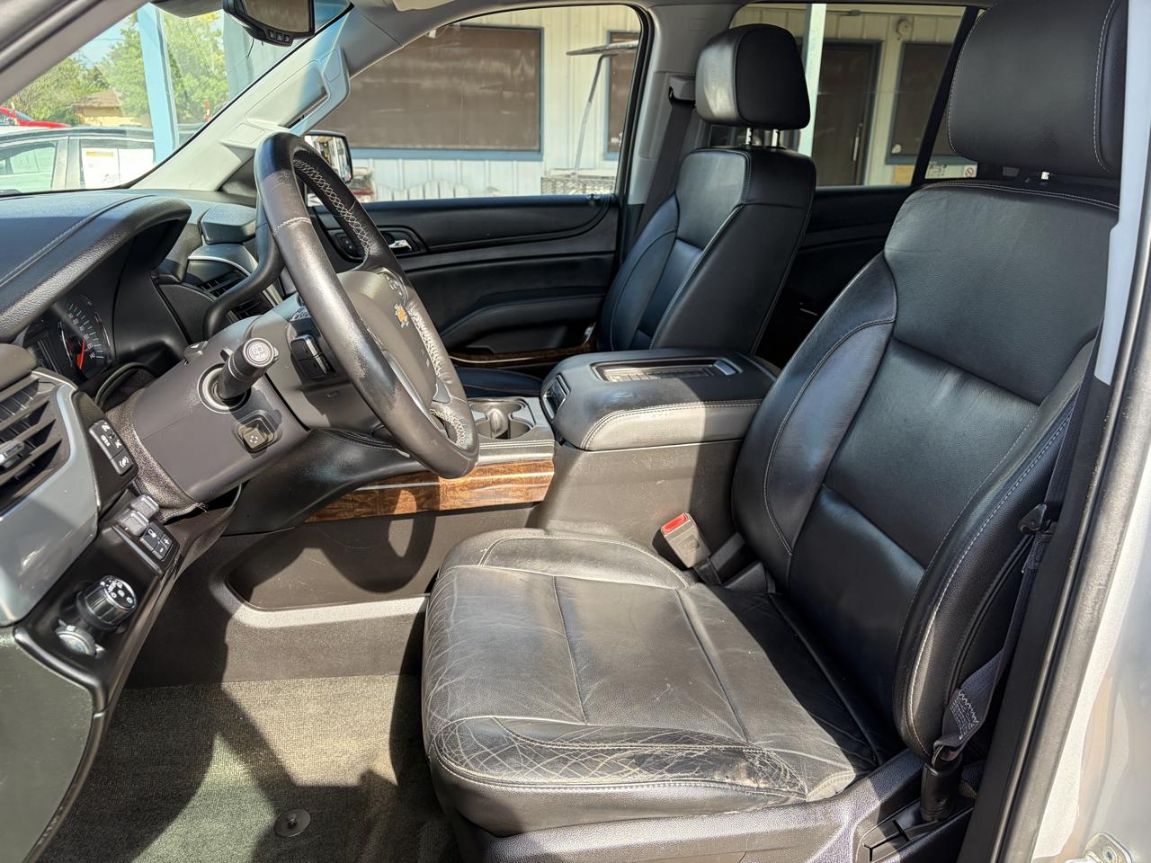 Chevrolet Tahoe photo 16
