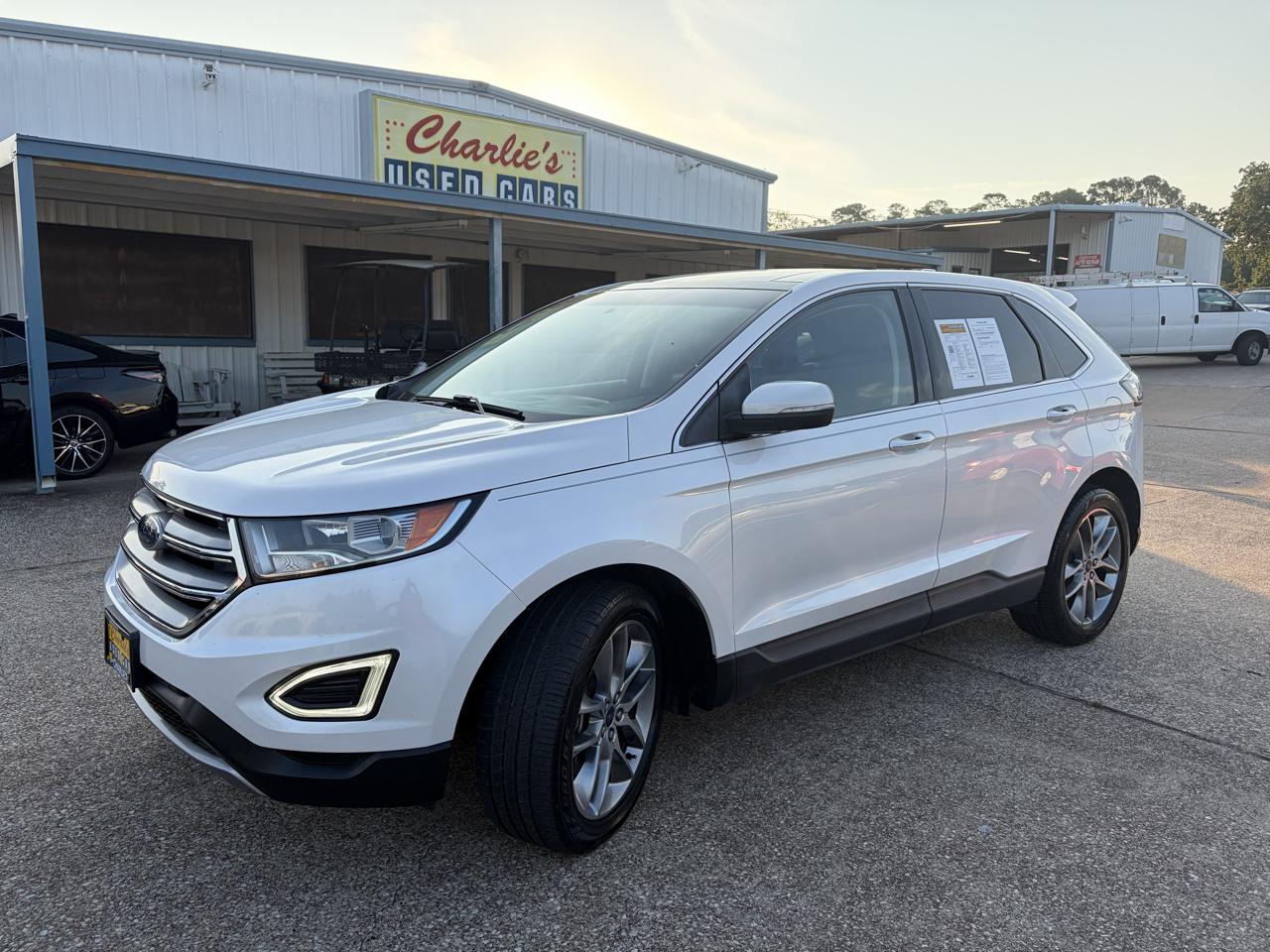 2015 Ford Edge 4dr Titanium FWD