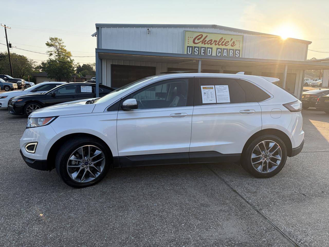 Ford Edge 4dr Titanium FWD 2015