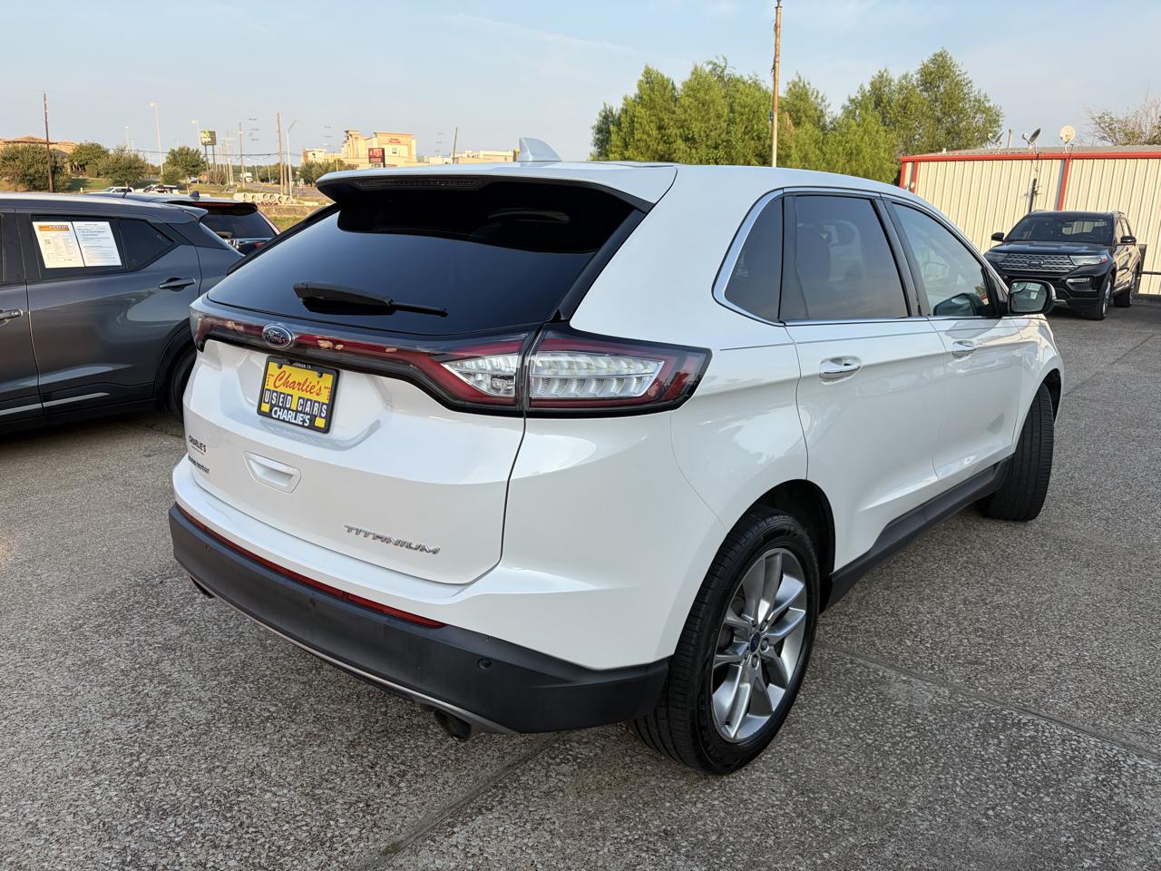 Ford Edge 4dr Titanium FWD 2015