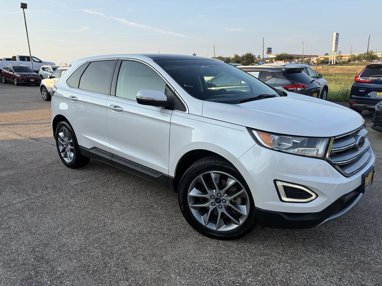 Ford Edge 4dr Titanium FWD 2015