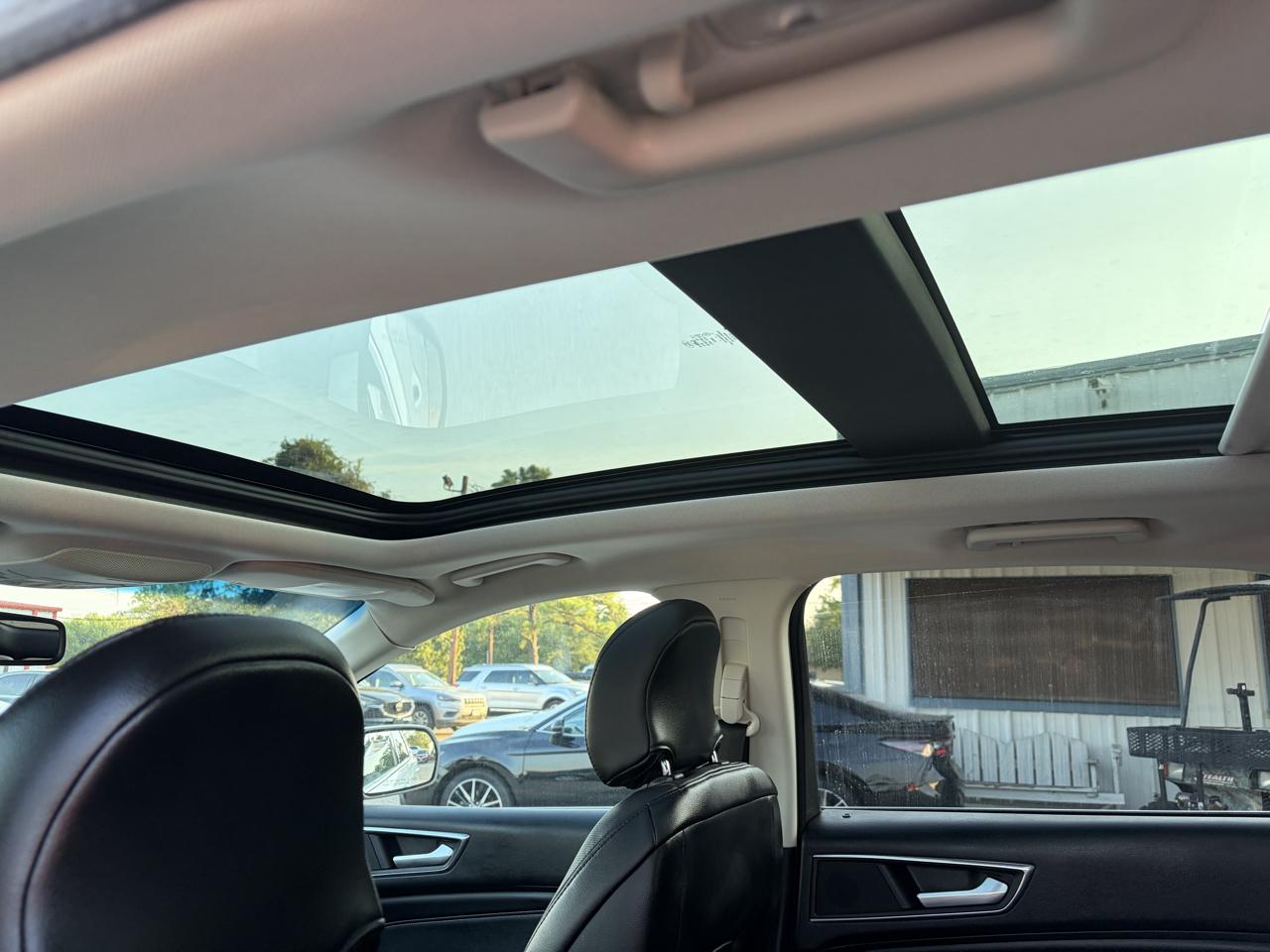 Ford Edge 4dr Titanium FWD 2015