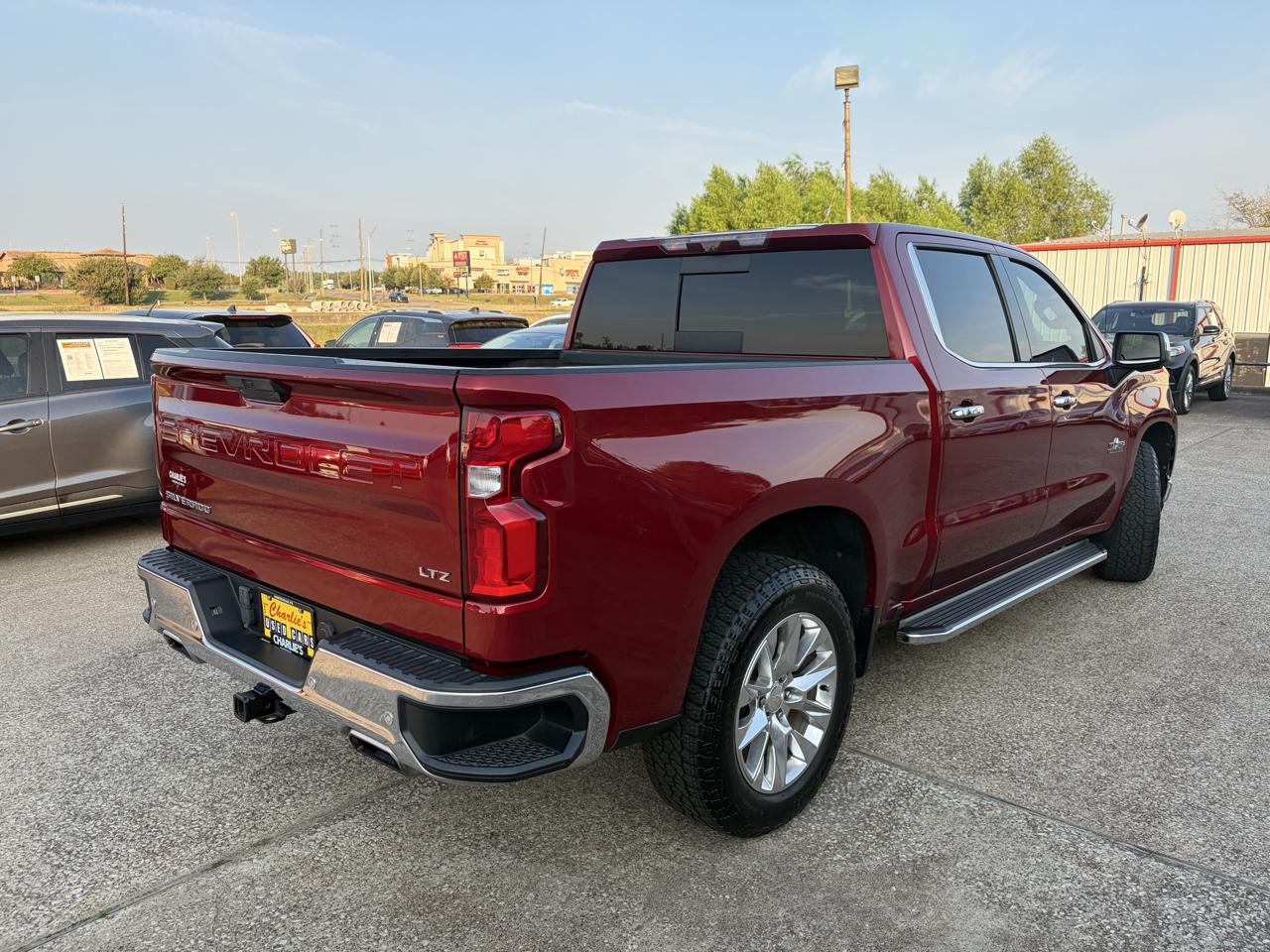 Chevrolet Silverado 1500 4WD Crew Cab 147" LTZ 2021