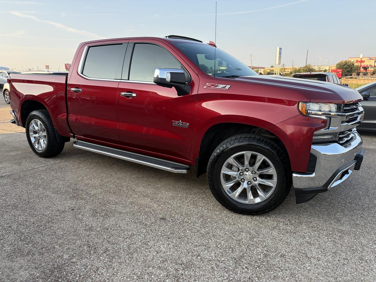 Chevrolet Silverado 1500 4WD Crew Cab 147" LTZ 2021