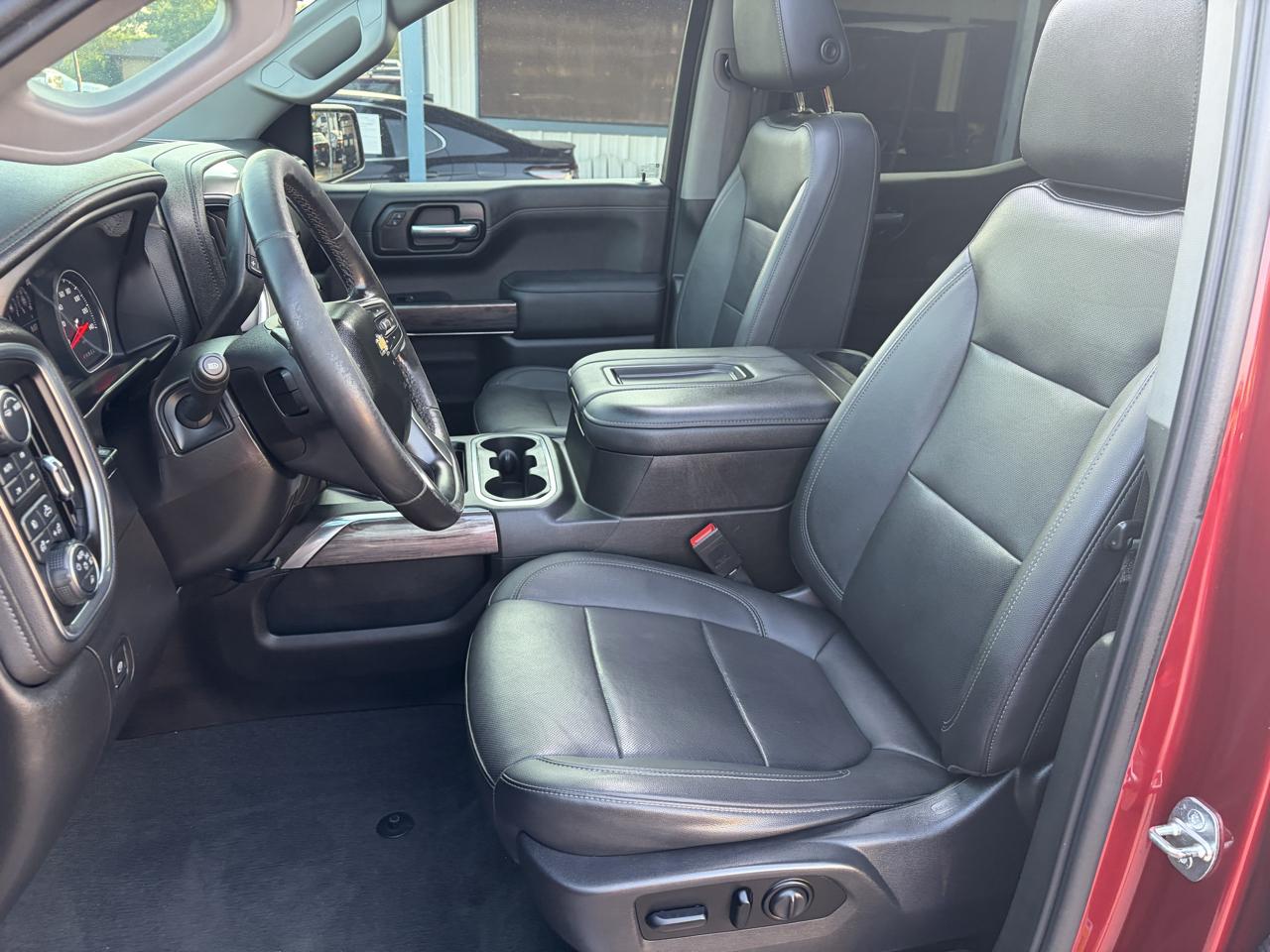 Chevrolet Silverado 1500 4WD Crew Cab 147" LTZ 2021