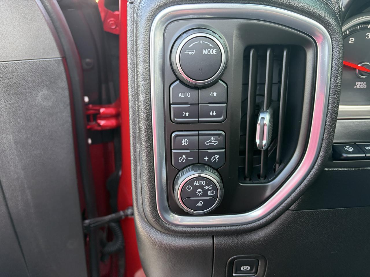 Chevrolet Silverado 1500 4WD Crew Cab 147" LTZ 2021