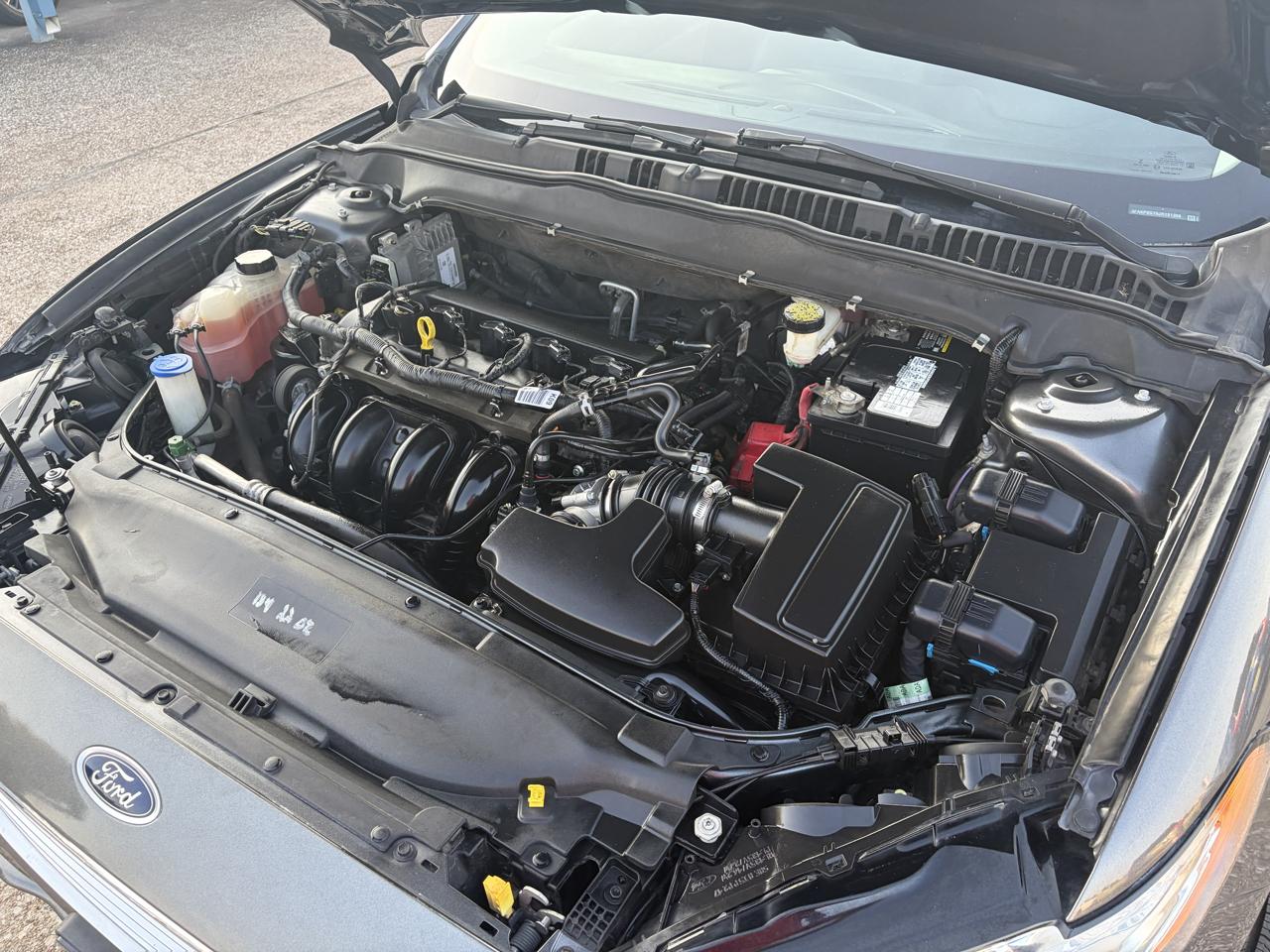 Ford Fusion S FWD 2018