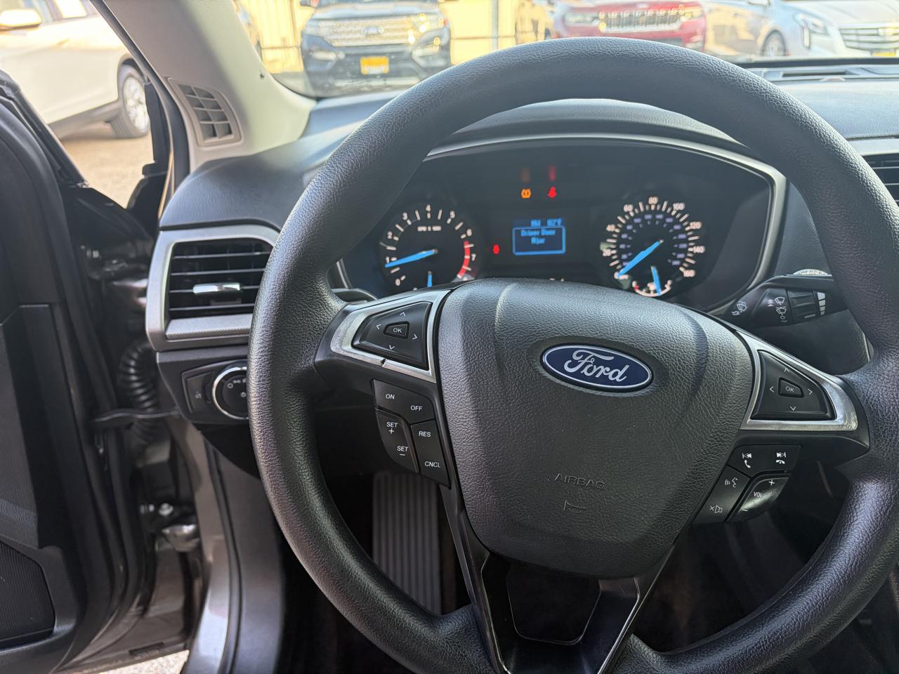 Ford Fusion S FWD 2018