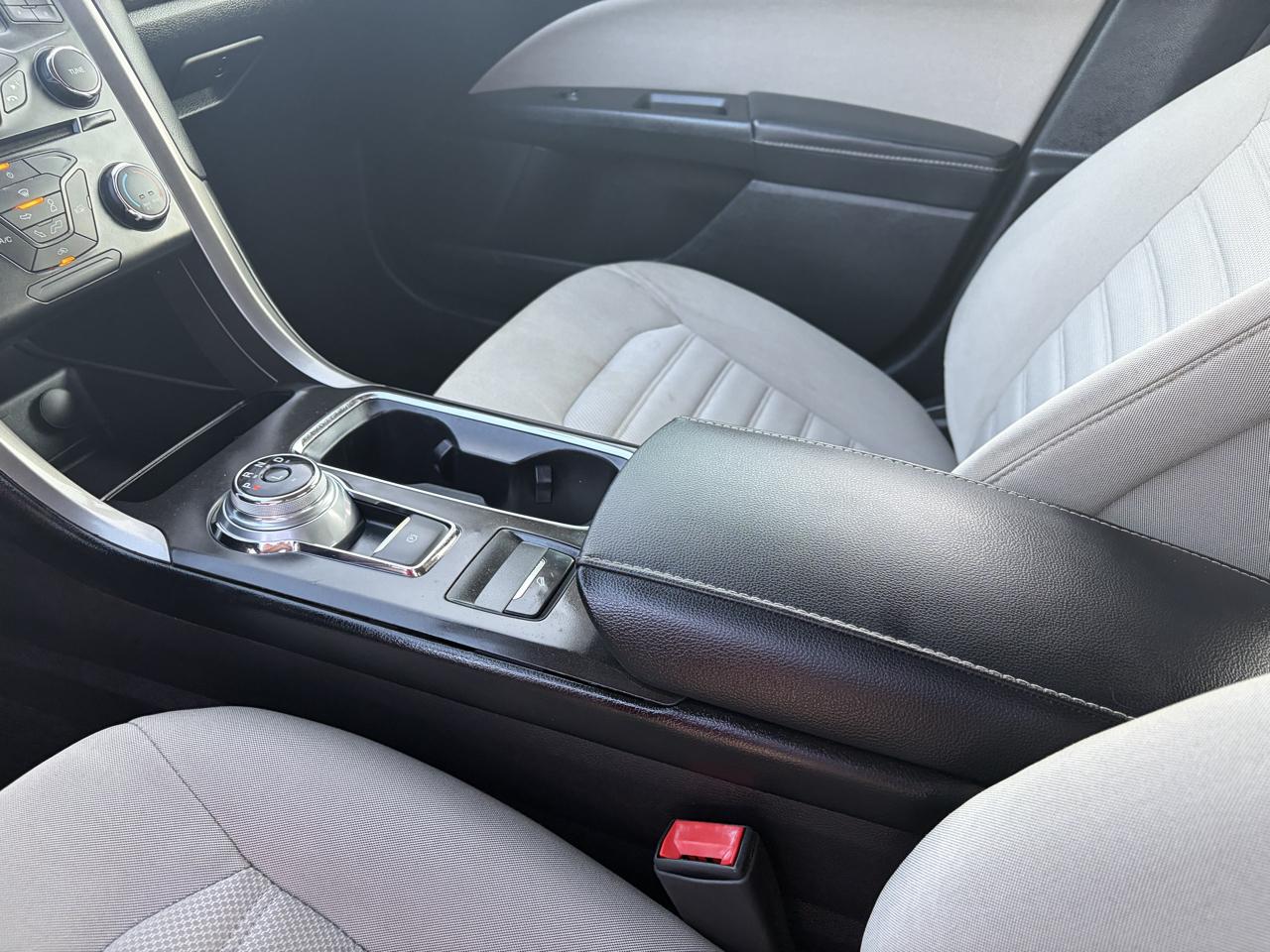 Ford Fusion S FWD 2018