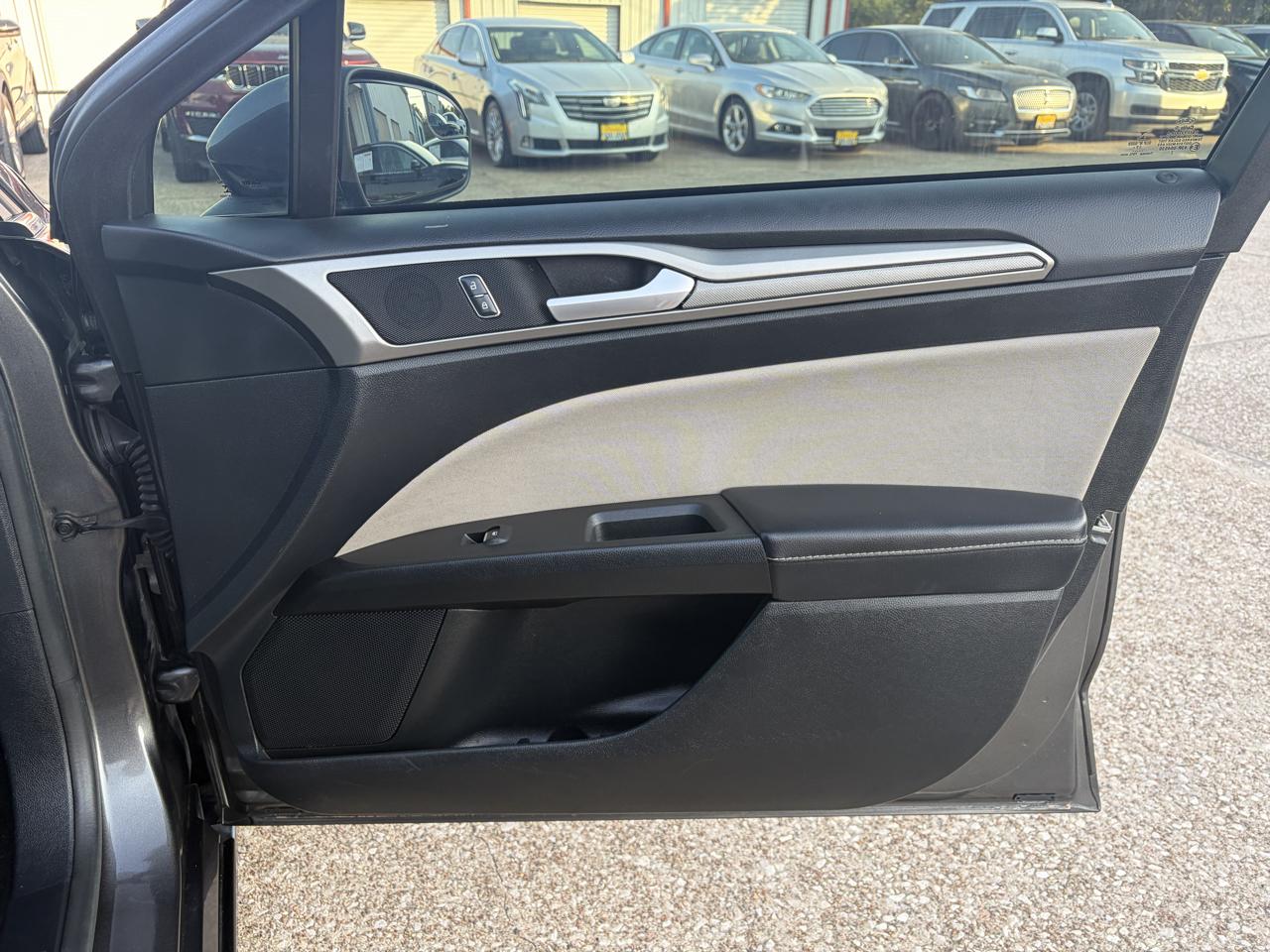 Ford Fusion S FWD 2018