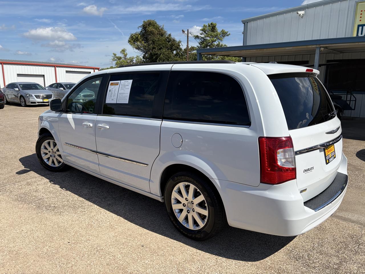 Chrysler Town & Country 4dr Wgn Touring 2016